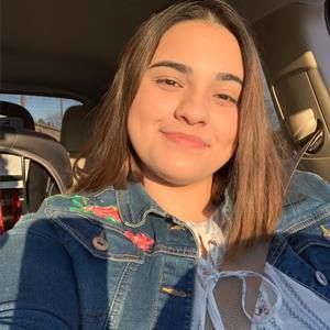 Meet your Posher, Marina